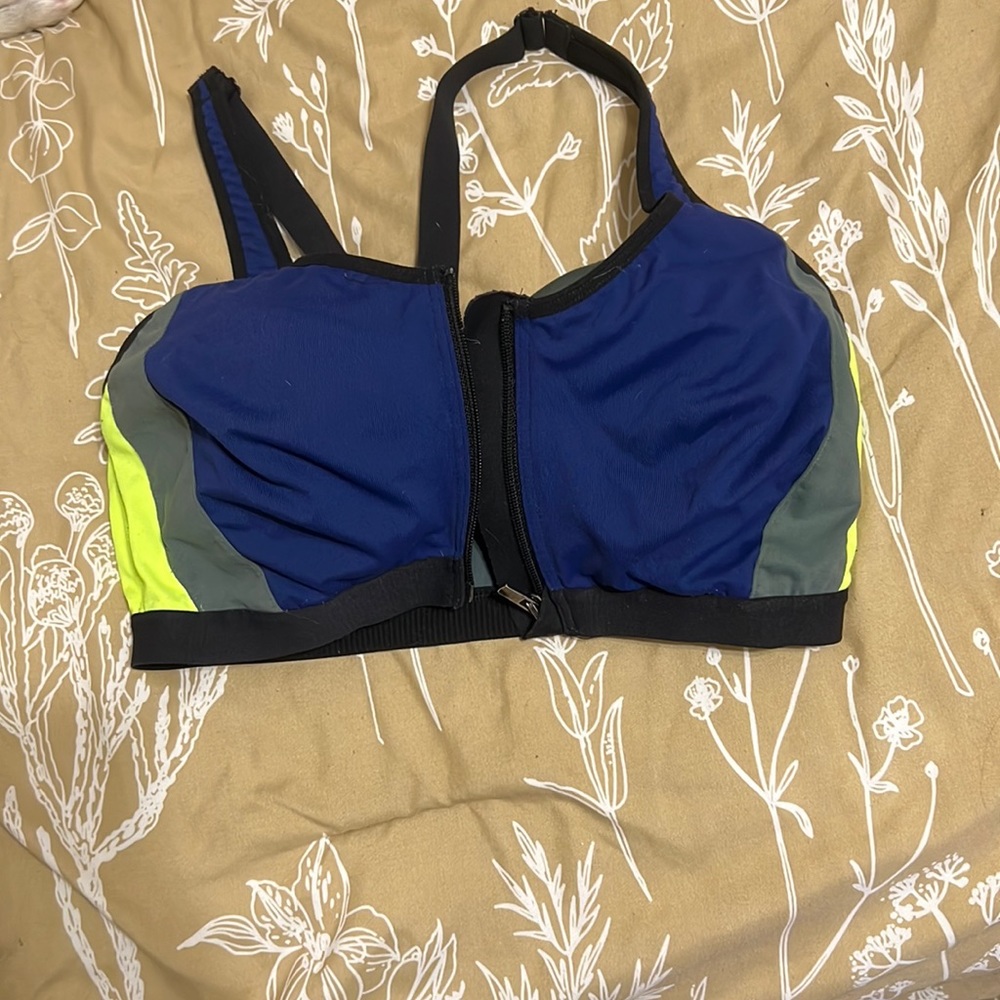 Victoria secret sports bra